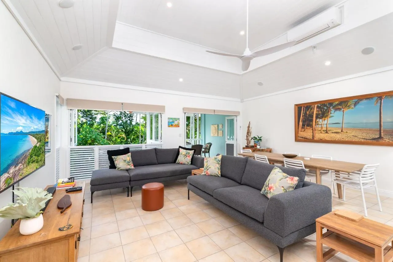 Seascape Holidays Villas On Murphy Street Port Douglas