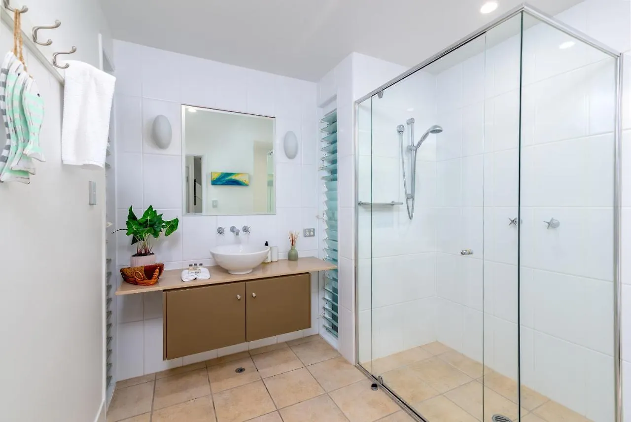 Seascape Holidays Villas On Murphy Street Port Douglas
