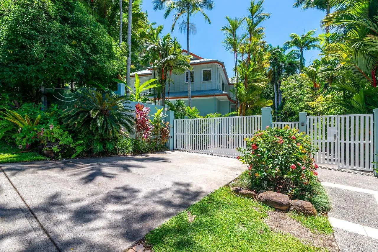 Seascape Holidays Villas On Murphy Street Port Douglas 0*,