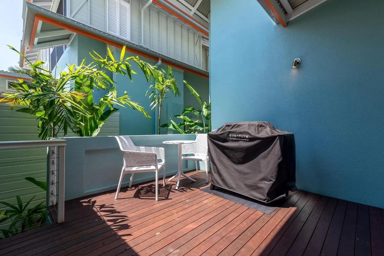 Seascape Holidays Villas On Murphy Street Port Douglas Australia